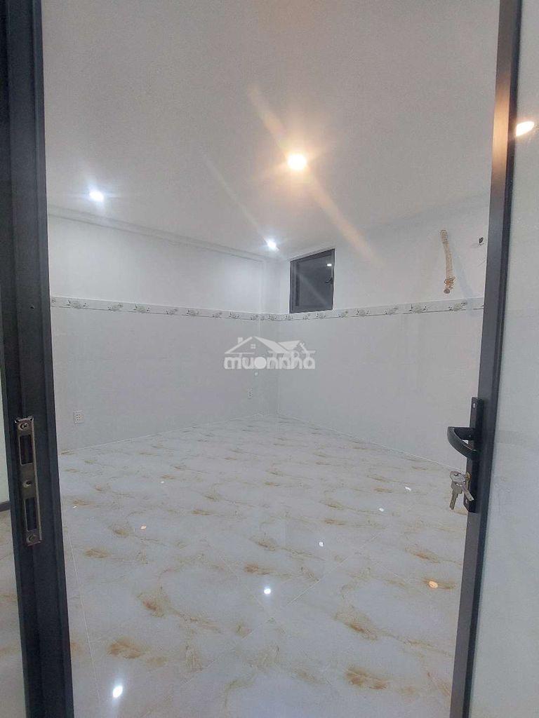 Cho thuê nhà hẻm 6m thông khu khuông việt, quận tân phú. giáp q11 & tb - 2