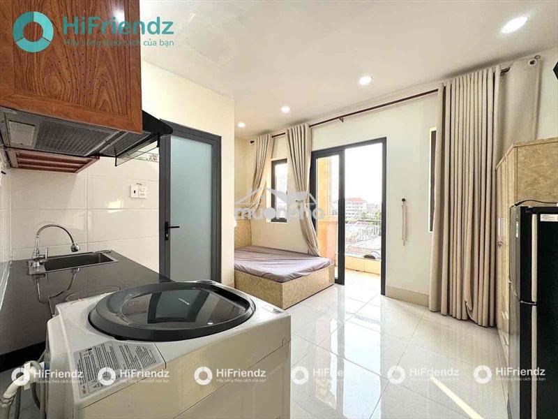 Cho thuê căn hộ ban công thang máy máy giặt riêng ngay đh kinh tế ueh