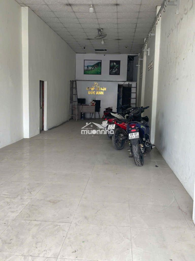 Cho thuê mb buôn bán, dt 80m2, giá chỉ 7tr/ tháng - 3