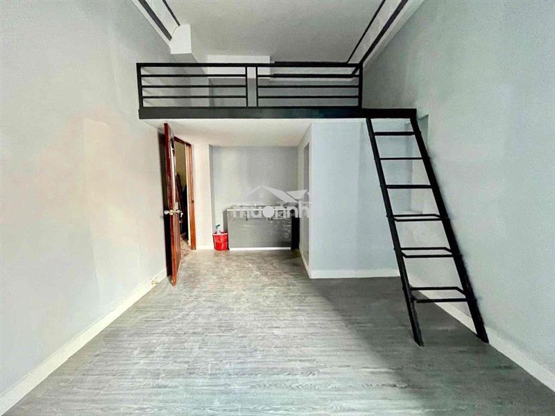 Ngay học viện hàng không - gác thoáng - mới xây