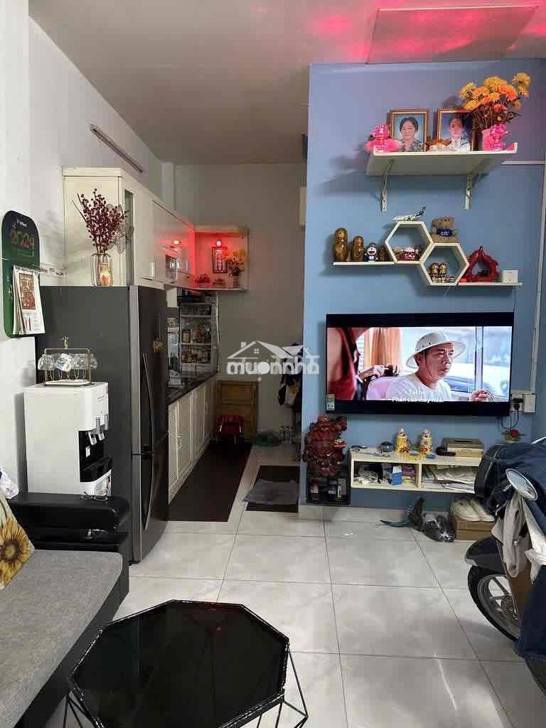 Cho thuê nhà nguyên căn quận 10 – đầy đủ nội thất – giá 8 triệu/tháng