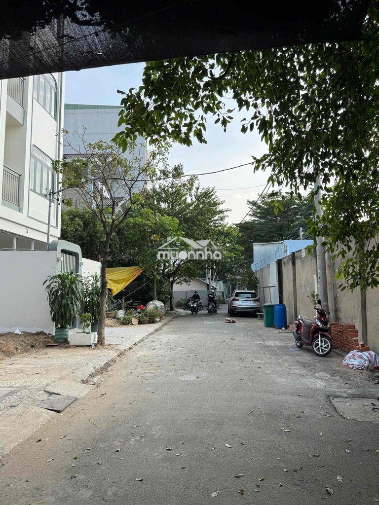 Chính chủ gửi bán căn nhà căn hộ dịch vụ  dt.120m ngang 5m dài 24m  gồ - 2
