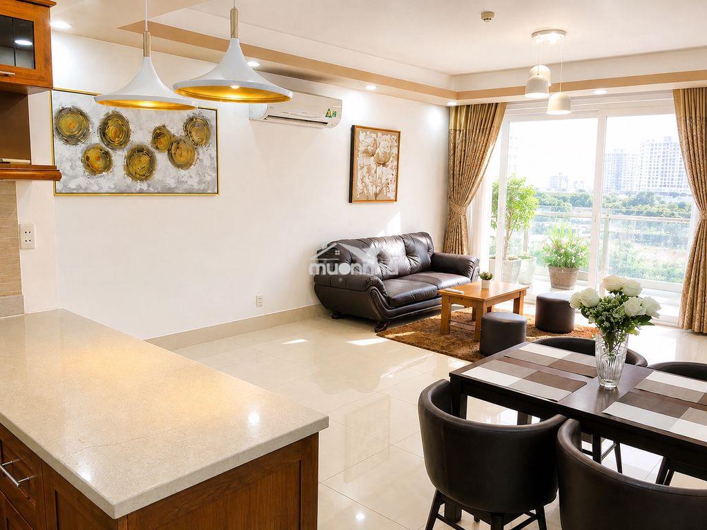 Hùng vương plaza - 132m² (3pn, 3wc) - full nội thất - có slot ô tô  - 2