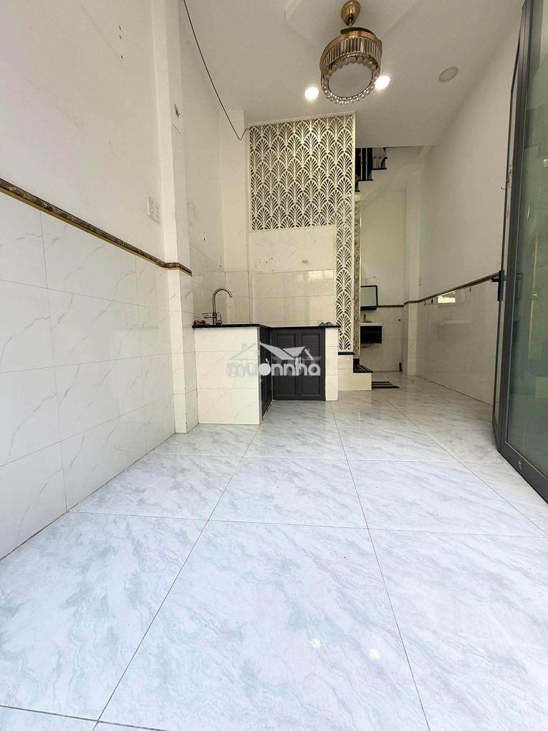 Bán nhà btct giá 3 tỷ - ông ích khiêm quận11