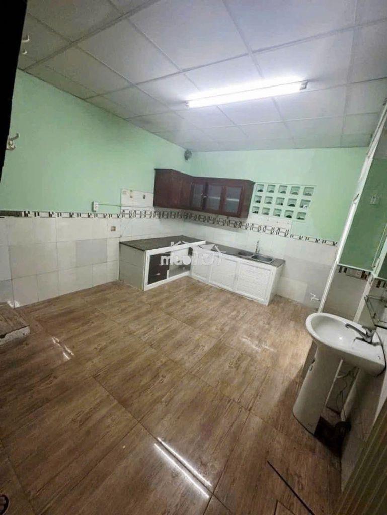 Nhà nguyên căn vĩnh viễn, q10. dt: 3.6x13m, 1 lầu, 2pn, 2wc - 3