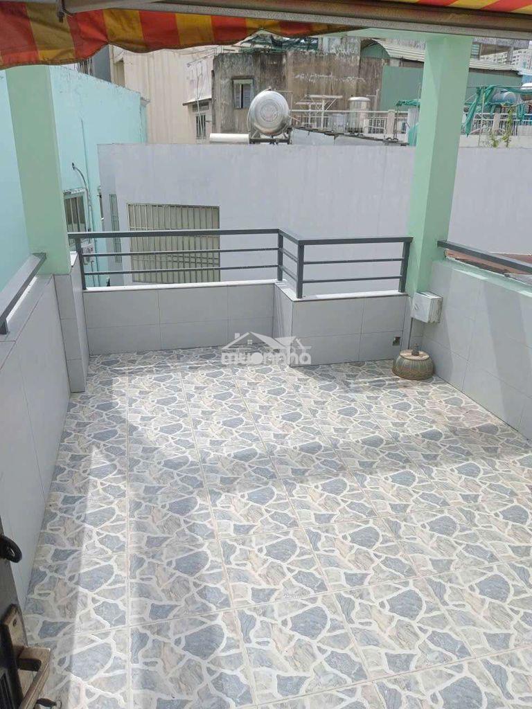 Nhà sạch sẻ vô ở liền cho thuê 6 tháng  - 4