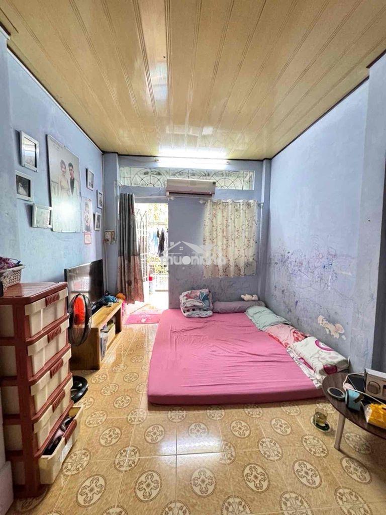 Bán nhà phùng văn cung .30m2,2 tầng, 2pn, mặt tiền xe tải tránh, tl - 3