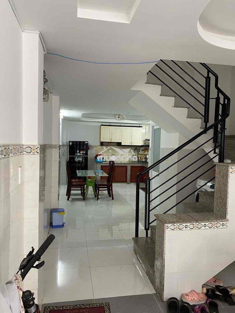 Đh ydược tp.hcm (1km), đh bách khoa (1.5km), ueh, đh sư phạm, đhsaigon - 3