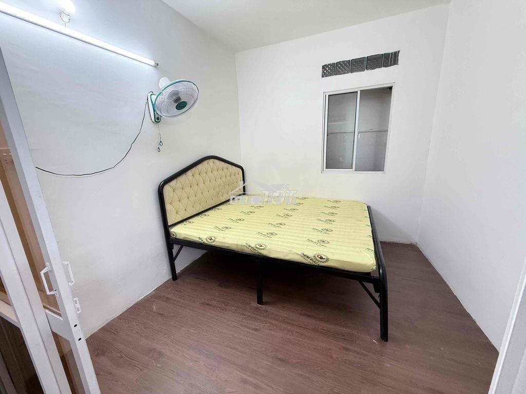 Cho thuê phòng trọ 30m² cmt8 q10 - full nội thất, 2pn, bếp tách riêng - 3