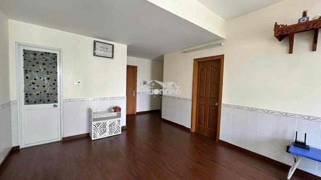 Cần bán gấp căn 2pn 66m2 nội thất cơ bản chung cư thanh bình - 4
