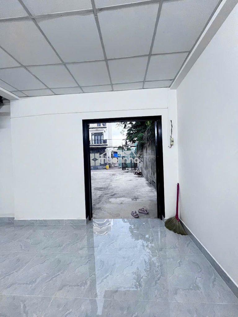 Nhà 3pn - sân rộng 100m2 - đường 30 linh đông - ngay gần phạm văn đồng - 2