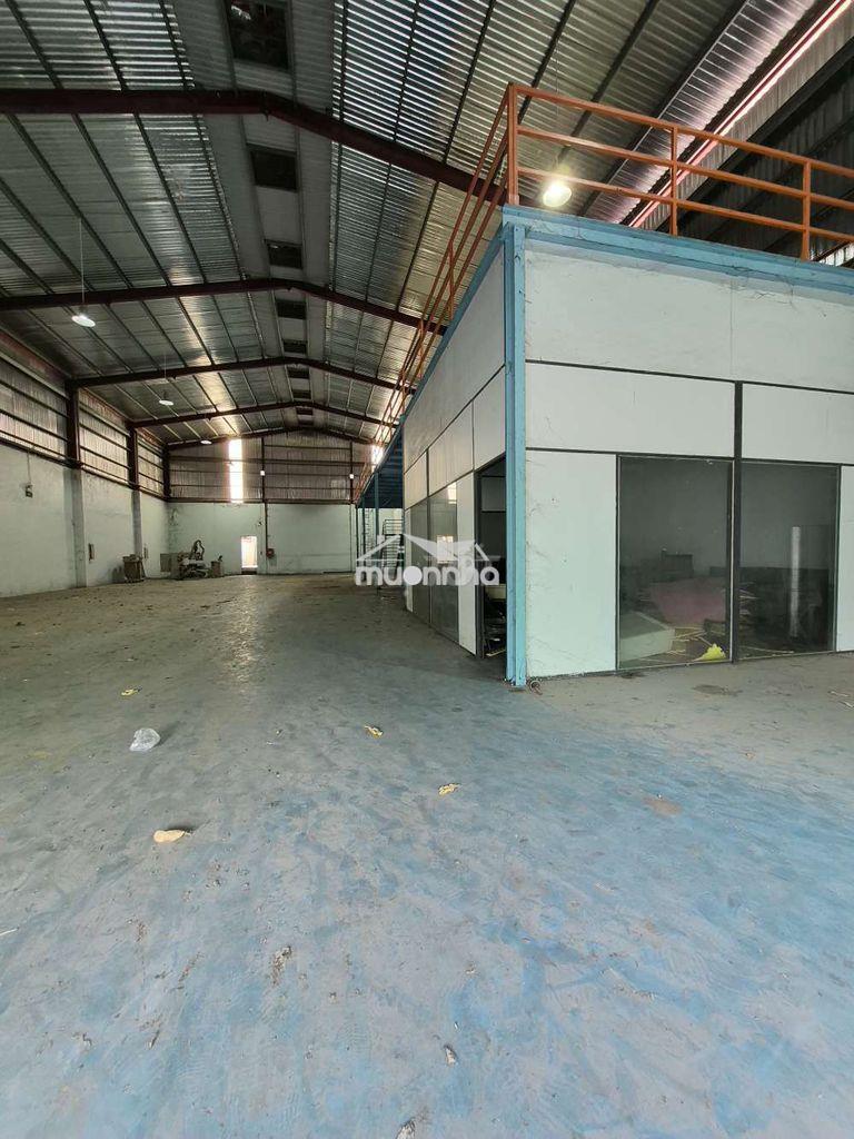 Cho thuê nhà xưởng 1350m2 giá thuê 65 triệu/tháng