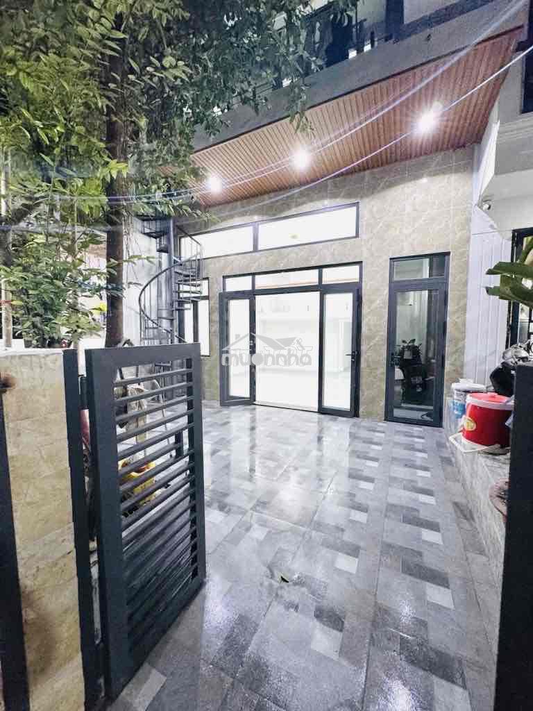 Nhà mới tiềm năng, nở hậu - cmt8 - 4.5x18(67/93m2), 4tầng - nhỉnh 8tỷ - 3