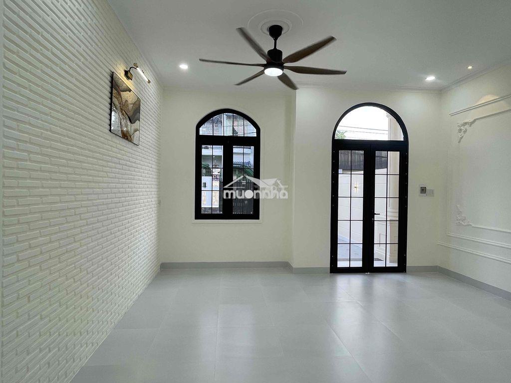 Bán nhà tân cổ điển, trục chính khu nhà ở trường giang - 2