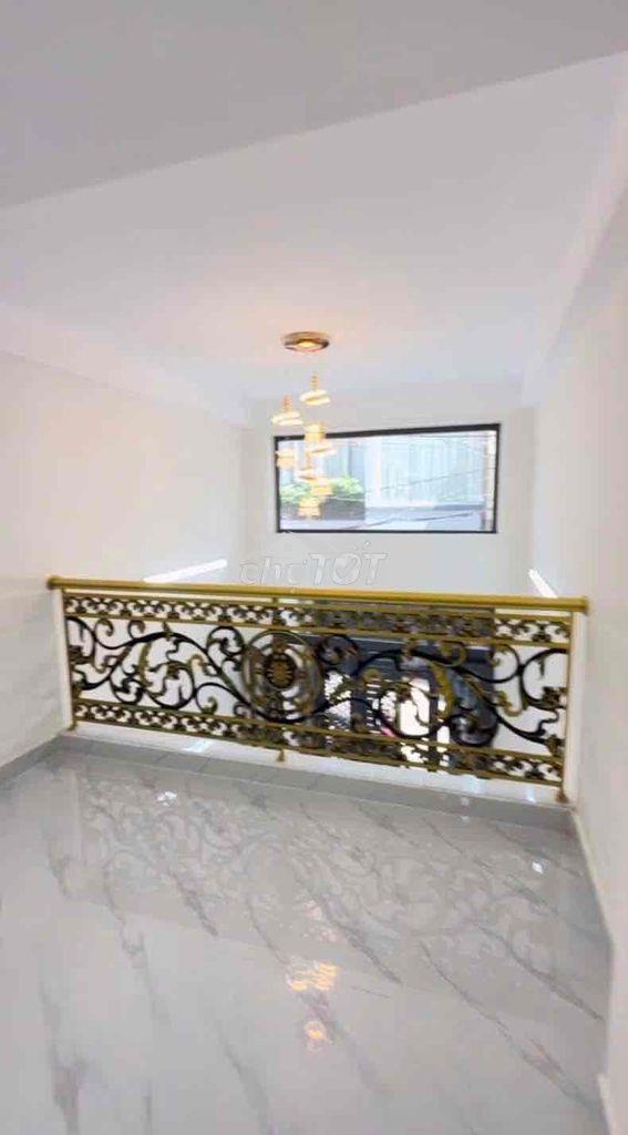 Hẻm xe hơi - kinh doanh - lê hồng phong quận 10 39m2 5 tầng - 8.x tỷ - 3