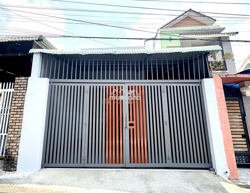 Cho thuê nhà 130m2,ngay chợ phú thọ,xe hơi trong nhà. chỉ 5.5 tr.đ/th - 2