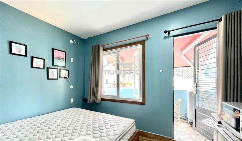 Cho thuê studio cửa sổ ban công full nội thất ngay trung tâm quận 1