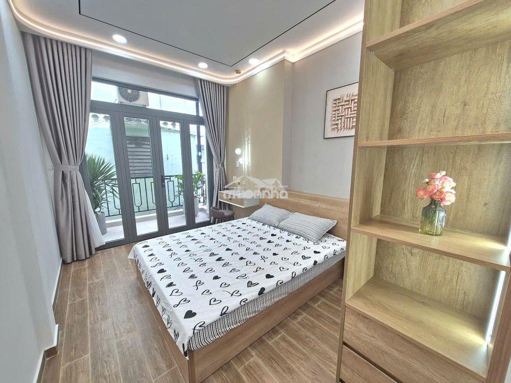 Giảm 400tr, nhà đẹp gần phan xích long, 2 tầng 3pn(có pn trệt) 40m2 - 4