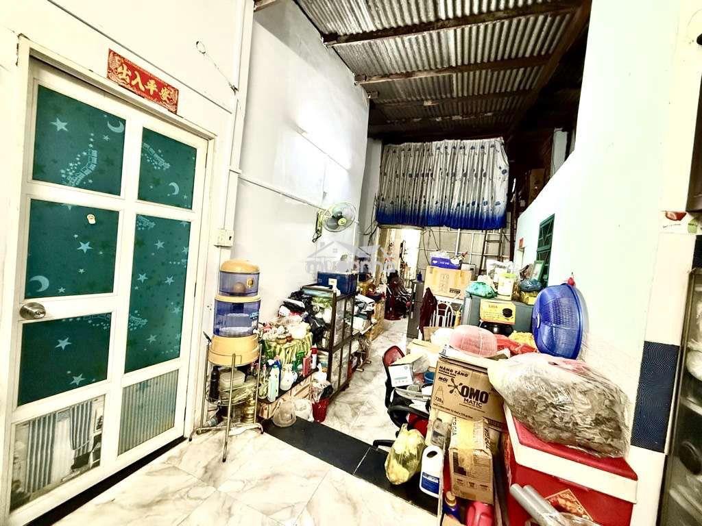 Bán nhà đầu tư lại diện tích lớn 86m  ,hẻm 4 m , huỳnh đinh hai - 4