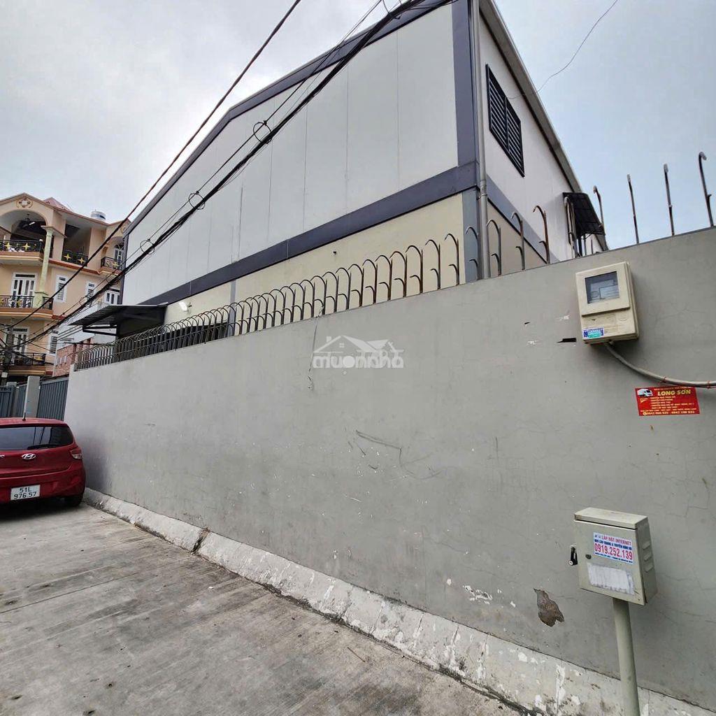 Cho thuê kho, xưởng tên lửa, 20 x 22m ( dtsd: 520m2 ), hẻm xe tải - 2