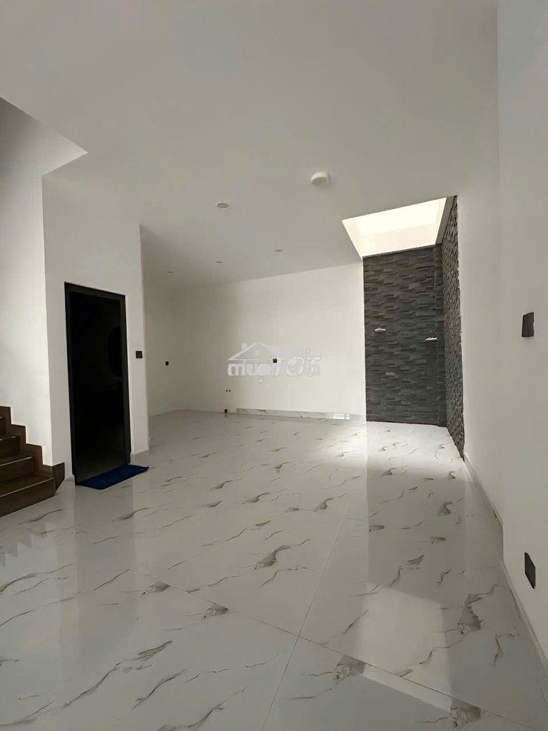 Cần cho thuê nhà mặt tiền 39a đường c.18 p.12 q.tân bình ngay khu k300 - 3