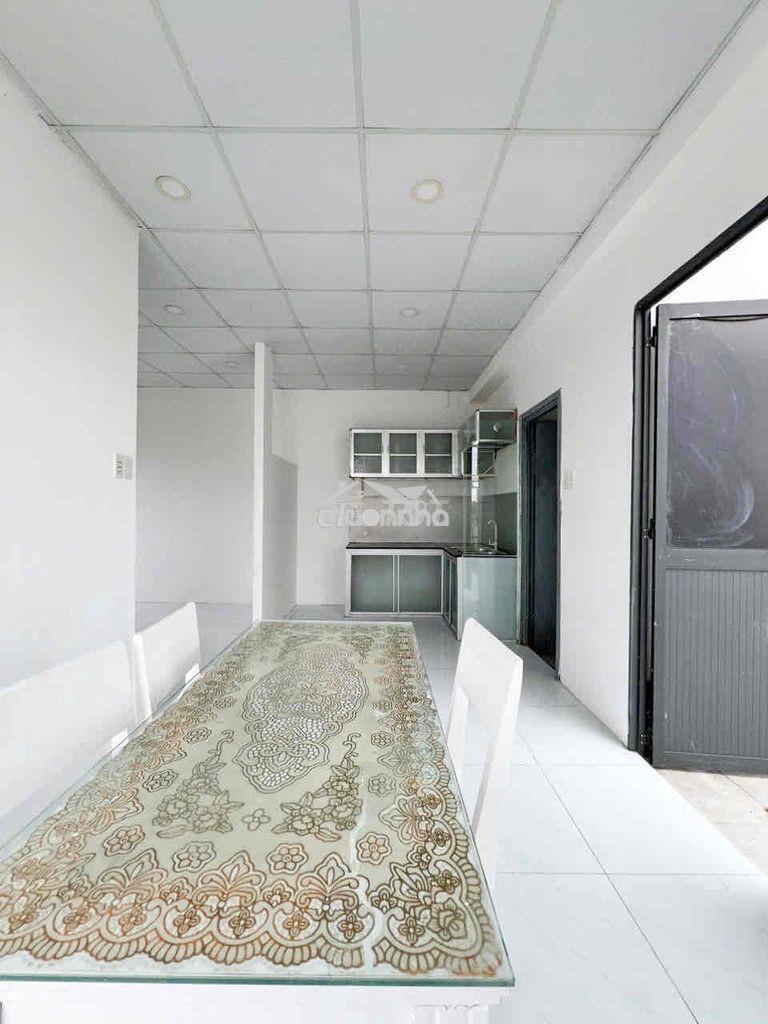 Penthouse- 50m2 full ban công- 1 phòng ngủ riêng tân bình - 3