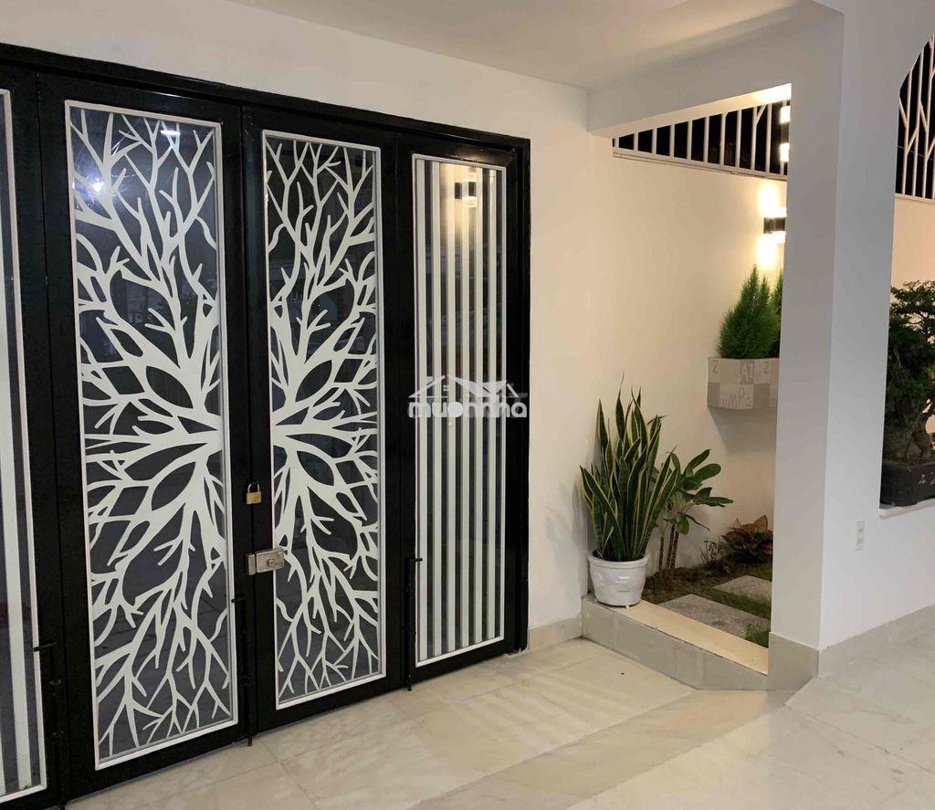 Bán nhà chính chủ. tiện nghi đầy đủ full nt, nhà mới ô tô đỗ trong sân - 3