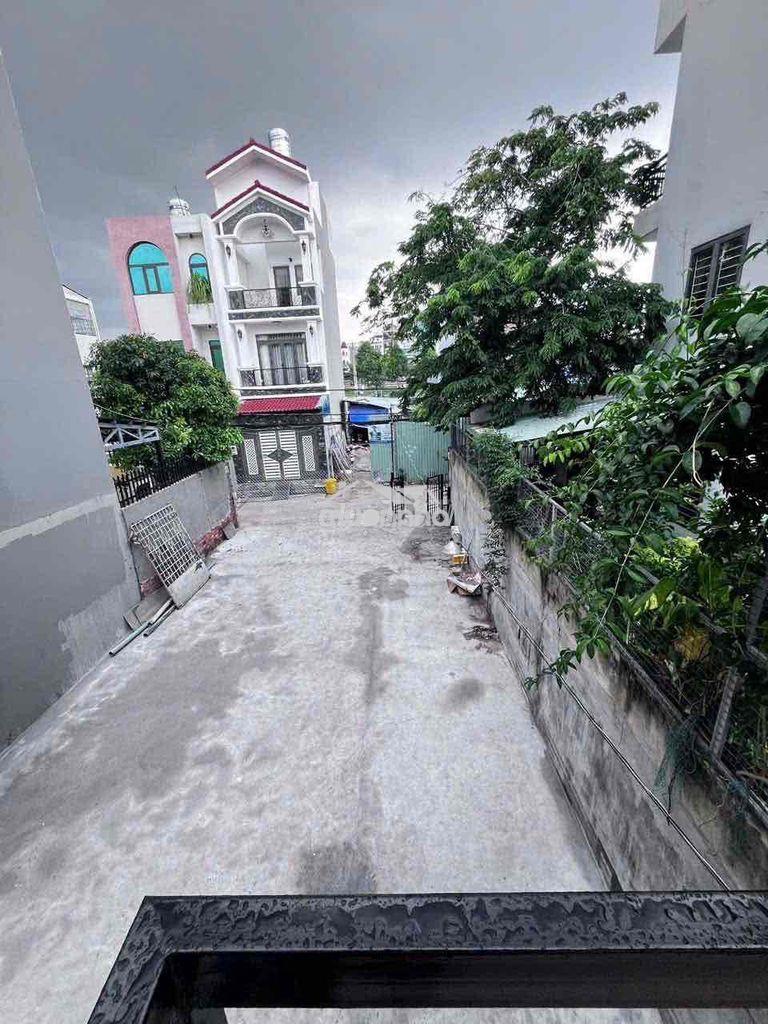 Nhà hẻm tải ngay phạm văn đồng 3pn 3wc sân rộng 100m n7,5❌23m ở + vpct