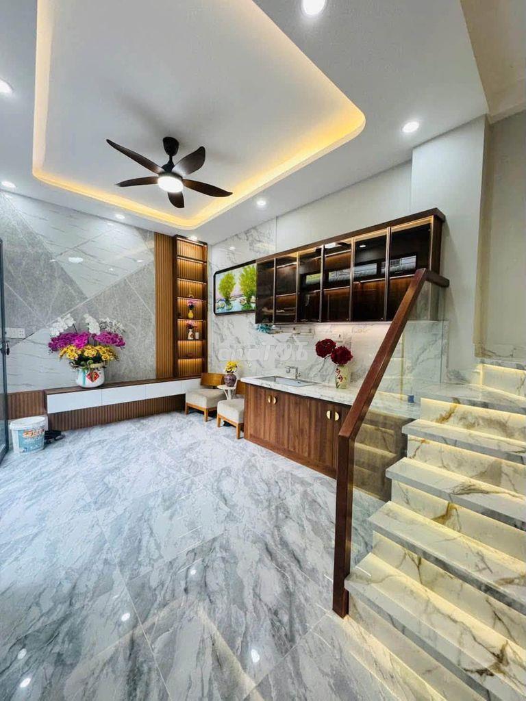 Bán nhà mới xây 1.038 tỷ - ngay chợ thạnh xuân vào thạnh xuân 25 - 2