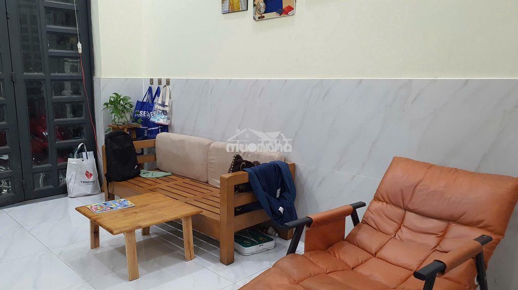 Bán căn nhà cấp 4 75m2 - gần quốc lộ 13 - đường thông bờ sông  - 2
