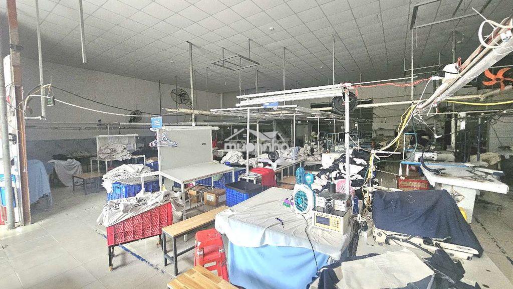 Văn phòng 800m2, sẵn pccc, xe công tận nơi - 2