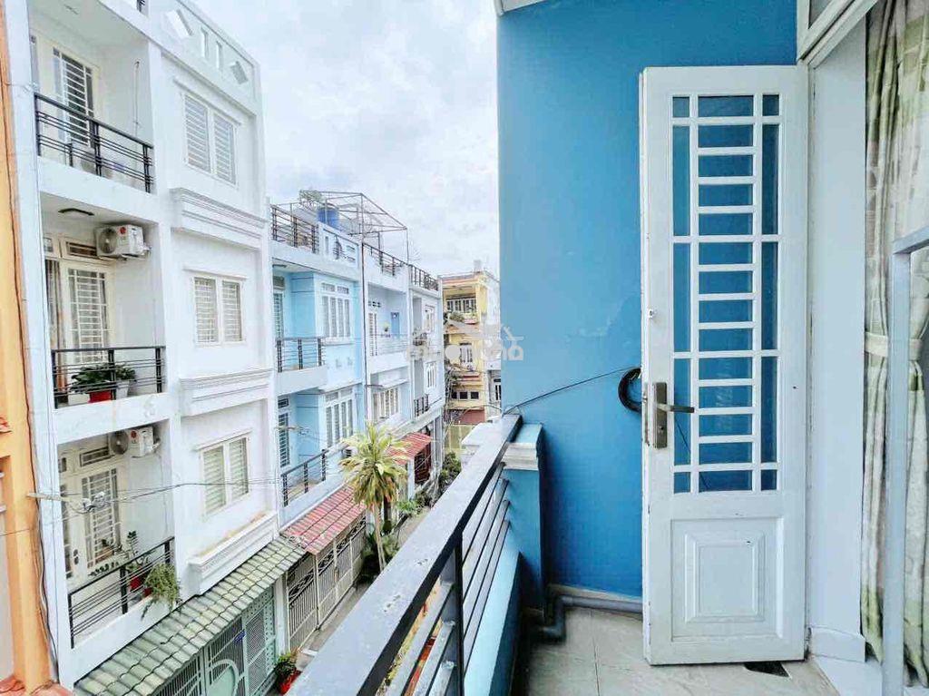 Hai phòng ngủ ban công ngay văn lang cơ sở 3 - 4
