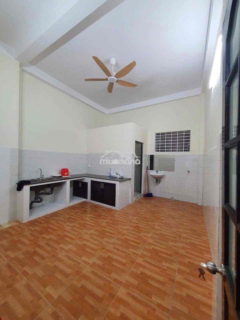 Nhà 4 phòng ngủ 4x15 trường sa. hẻm xe hơi - 2
