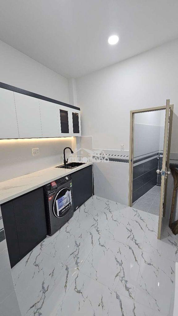 Nhà đẹp giá tốt ngay trung tâm tiện đi lại - 2
