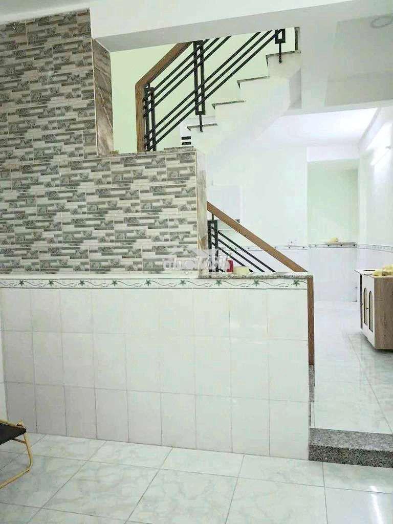✅✅Nhà sạch sẽ 2pn hẻm 1041 trần xuân soạn q.7