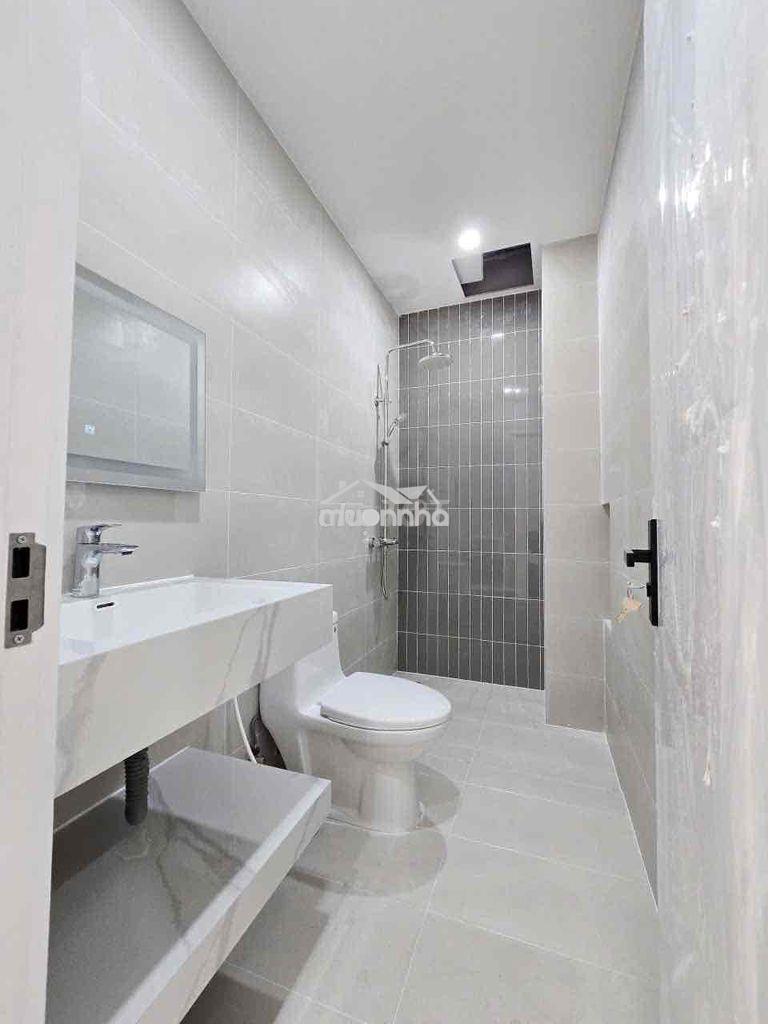 Cho thuê nhà mới xây 100% hem xe hơi đường la xuan oai - 4