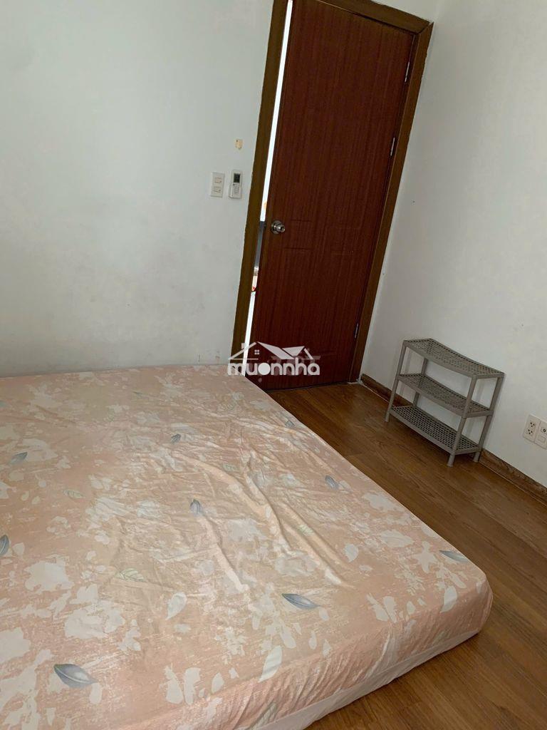 Căn hộ 312 lạc long quân cho thuê 2 phòng lầu 8 giá 8.5 triệu - 2