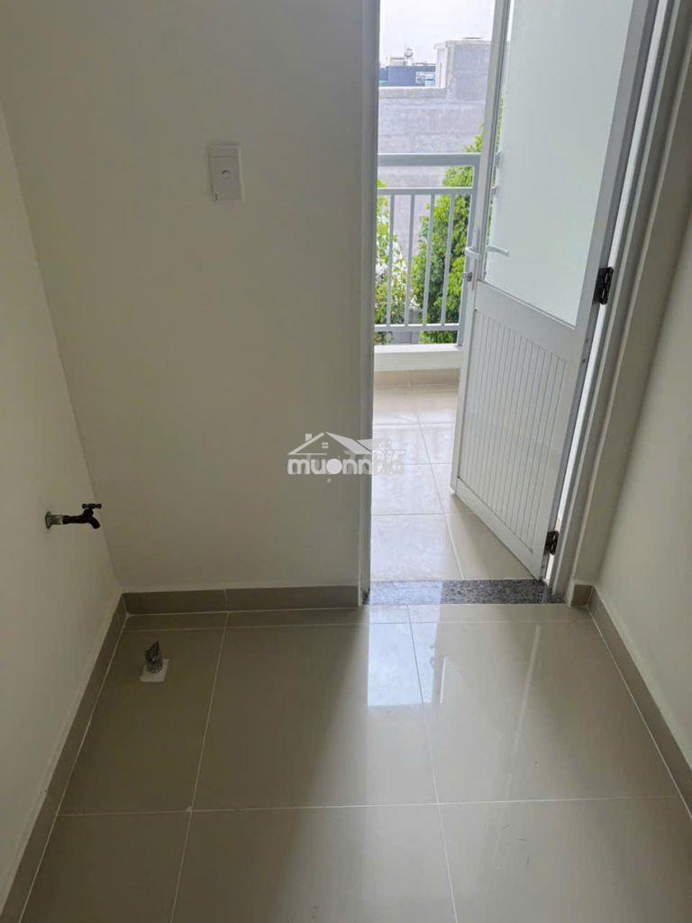 Chung cư siêu hiếm 2pn 2 wc 25tr/m2 ngay ngã tư 550 dĩ an - 3