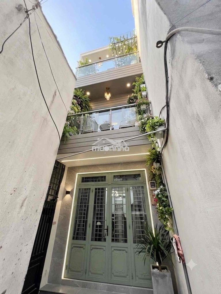 3 tầng btct, hẻm bùi văn ba, 4pn, dòng tiền 14tr/th, sổ riêng,