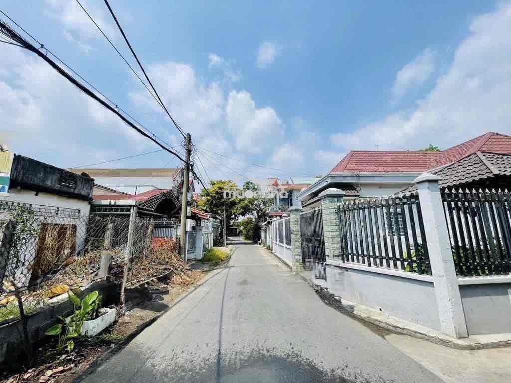 Bán đất tặng nhà 720tr , 210m2  thị trấn củ chi  , sổ hồng riêng - 4
