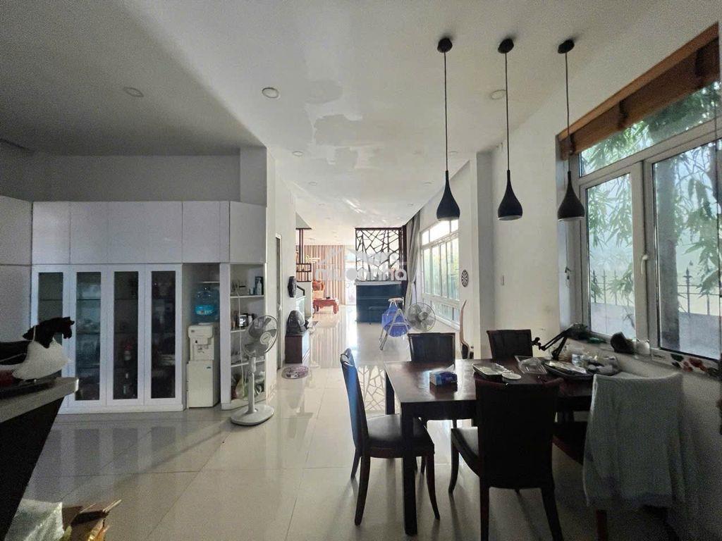 Biệt thự mặt tiền đường ngay làng tăng phú 196m chỉ 18t còn tl - 4