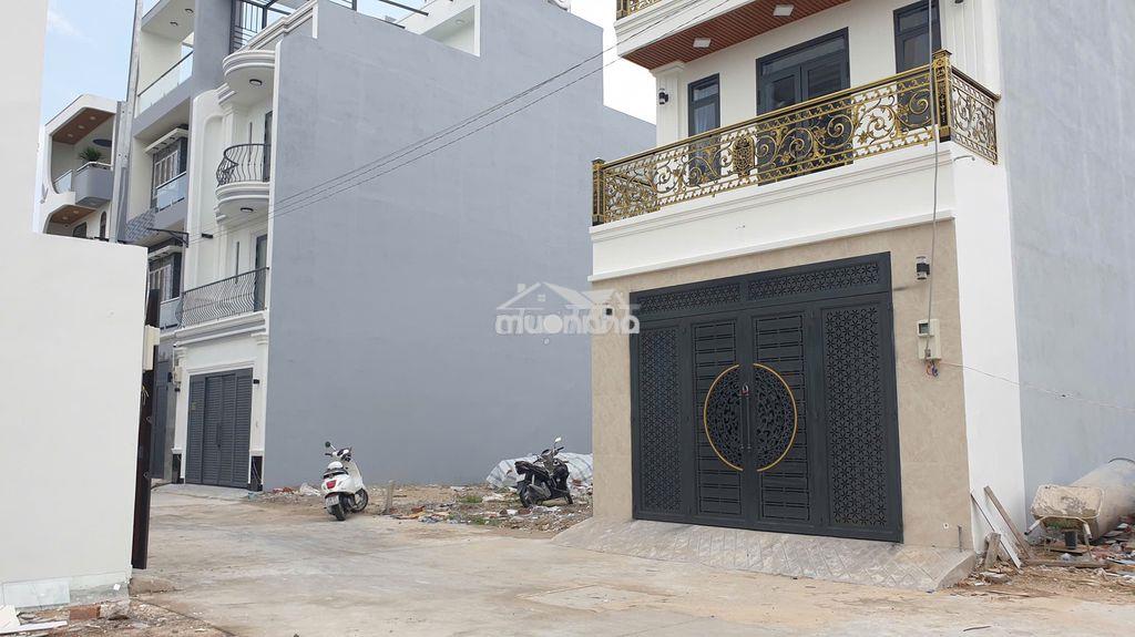Nhà phố xinh 5x17, 3 lầu, gần trường thpt bà điểm, chợ đầu mối hóc môn - 3