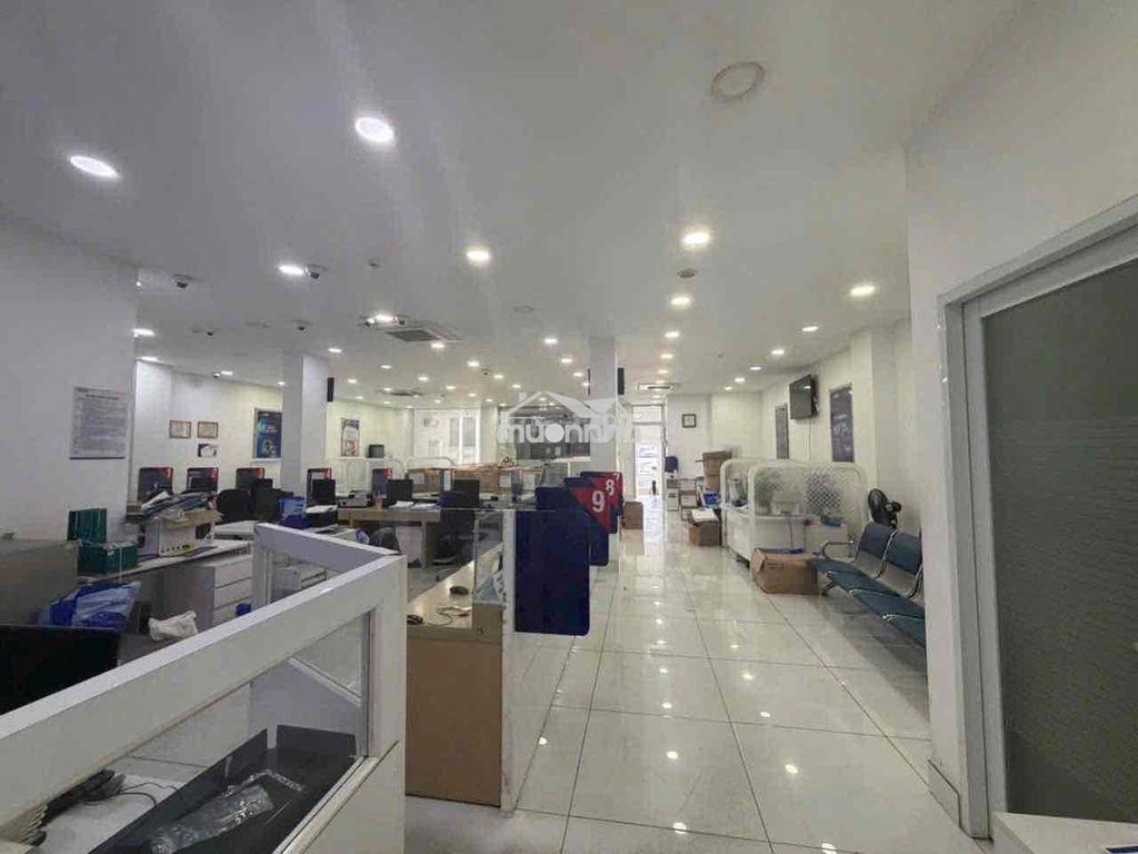 Toà nhà mặt tiền đại lộ bình dương ngay becamex tower, phố ngân hàng - 3