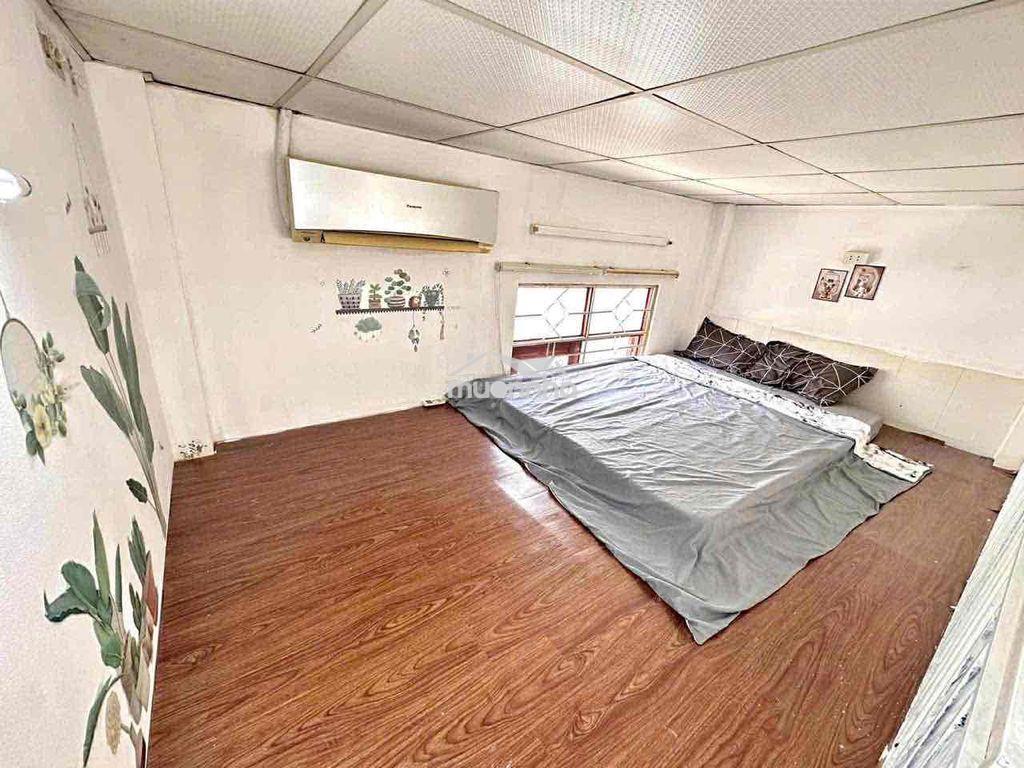 Duplex full nội thất siêu rộng 40m2 ngay vòng xoay dân chủ - q3 - 4