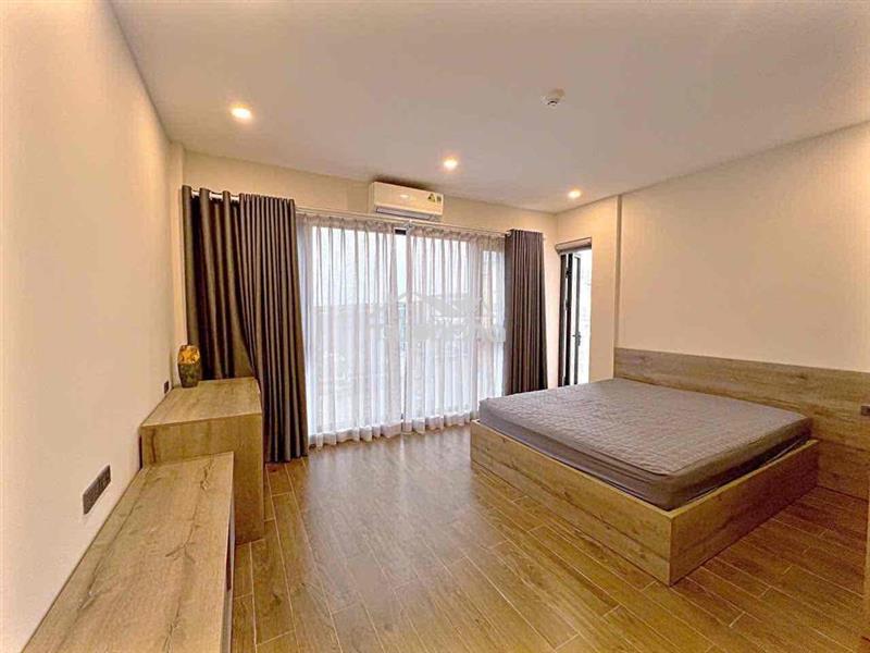 Cho thuê căn hộ dịch vụ 1 phòng ngủ full nội thất ban công máy giặt.