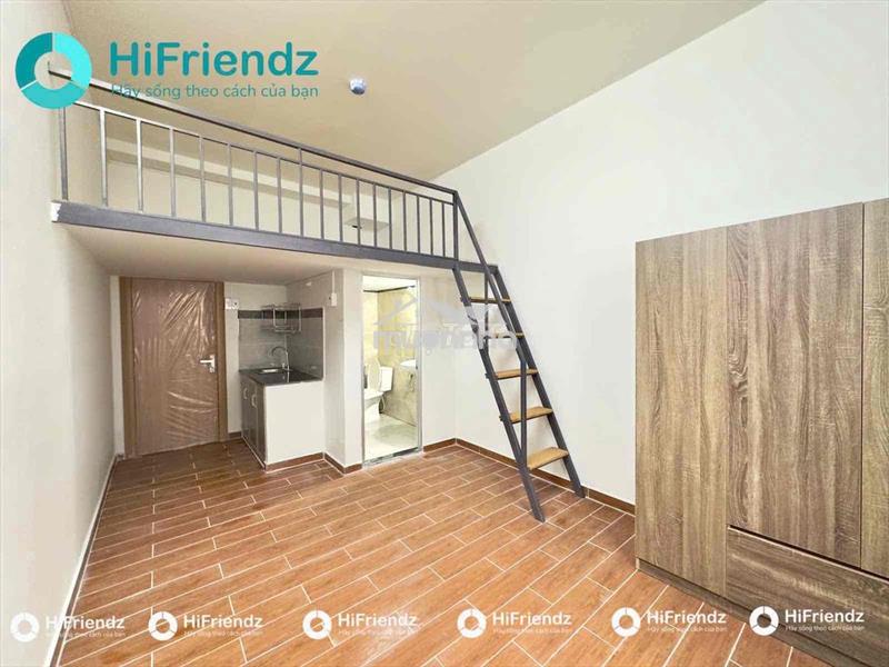 Phòng lớn-cửa sổ trời, ở dc 4b