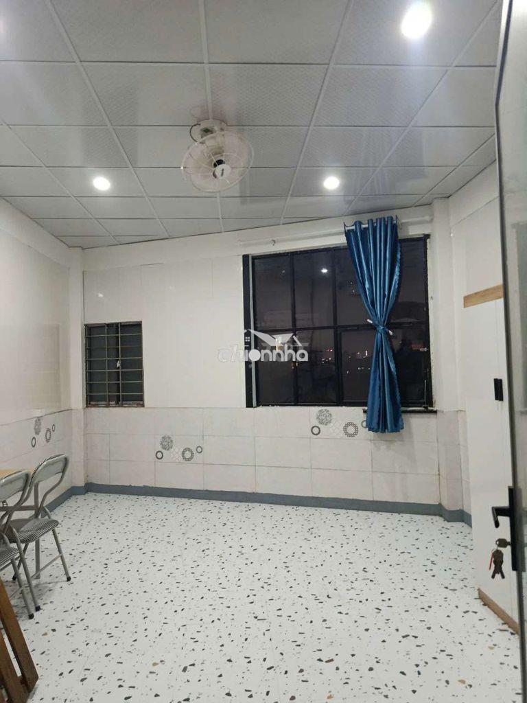 Phòng mới ,sát q1,nt cao cấp thang máy,giá rẻ - Ảnh 3