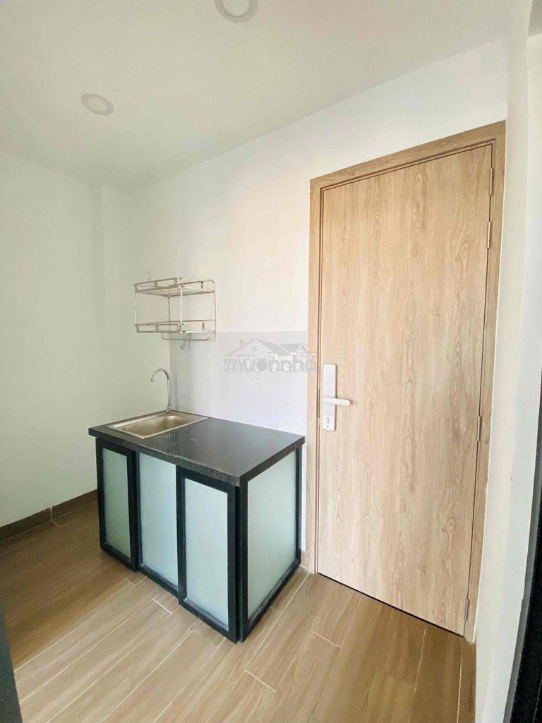 Studio ban công 2pn - tách bếp - Ảnh 2