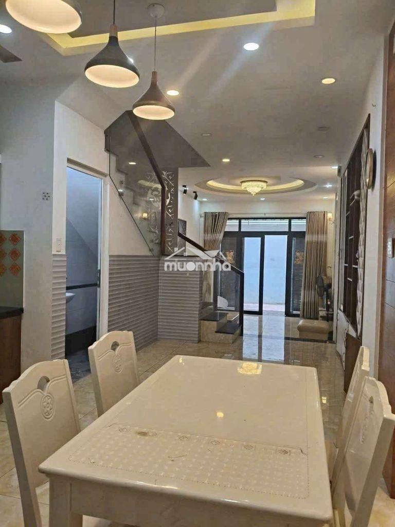 Nhà đẹp vào ỏ ngay được gia rẻ - 4