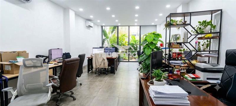 Cho thuê văn phòng đẹp 50m2, giáp ranh gò vấp & phú nhuận